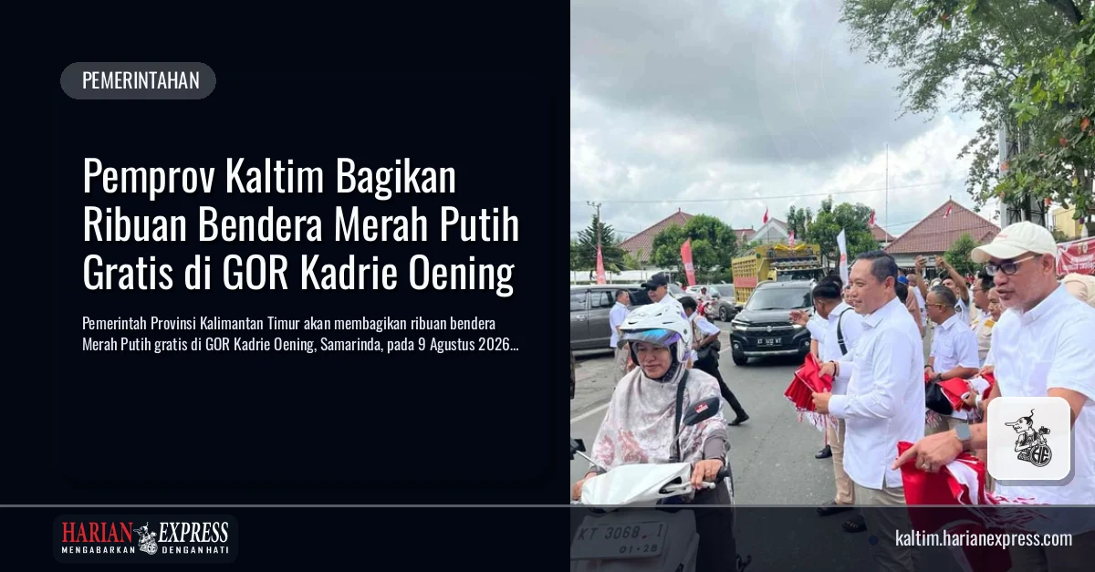 Pemprov Kaltim Bagikan Ribuan Bendera Merah Putih Gratis di GOR Kadrie Oening